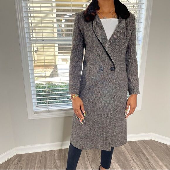 Cassidy Vintage Double Breasted Fur Collar Wool Coat - Picture 2 of 16